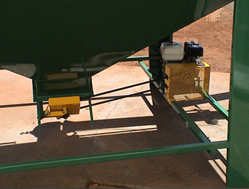 Combination bin showing moter and pully drive